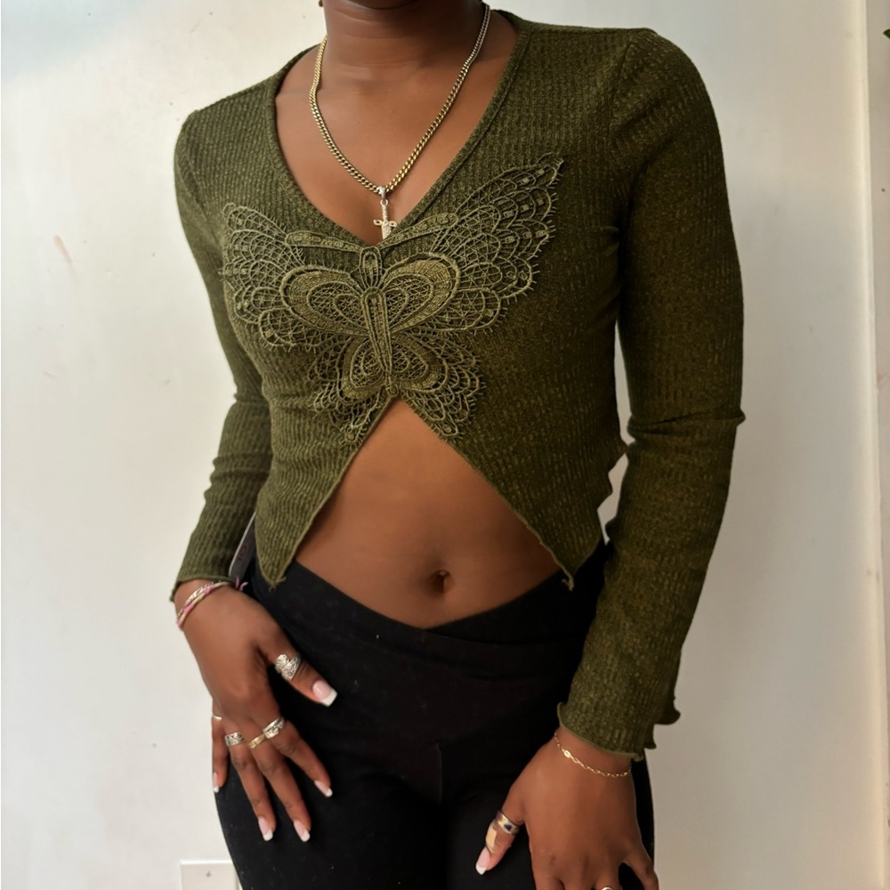 Green Butterfly embroidered long sleeve shirt
